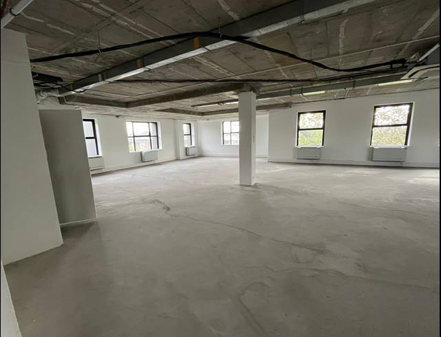 305M² OFFICE TO LET IN MOWBRAY